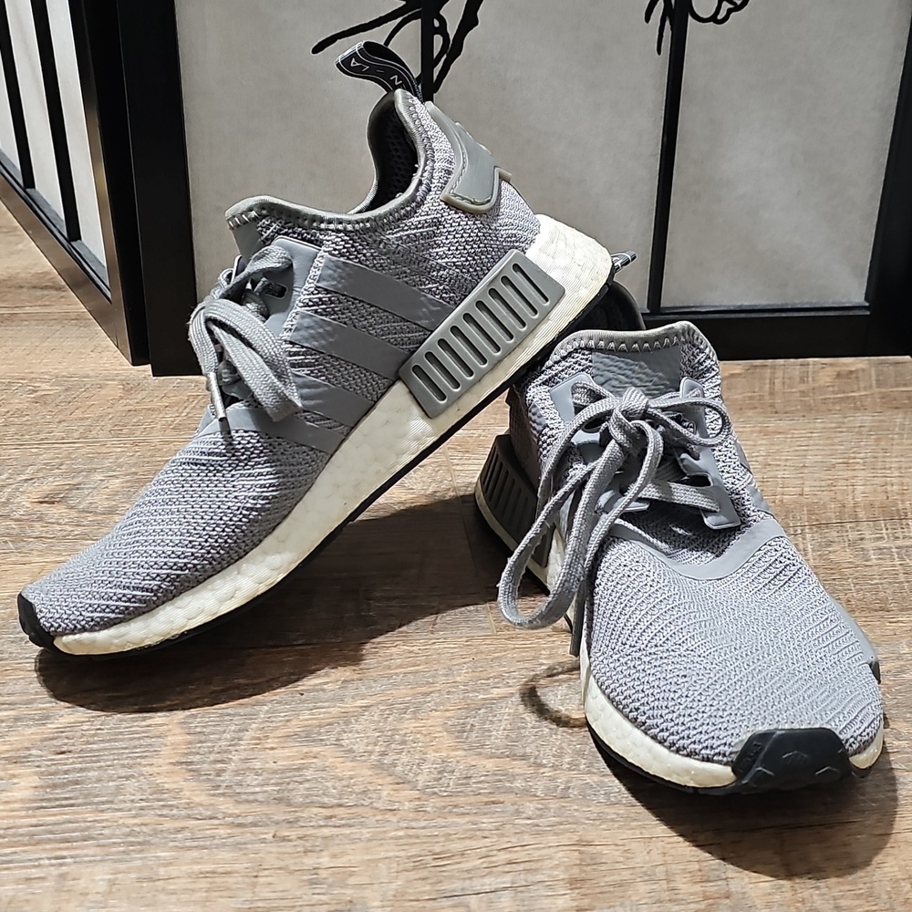 Adidas NMD R1 Gray Running Shoes Sneakers 7.5